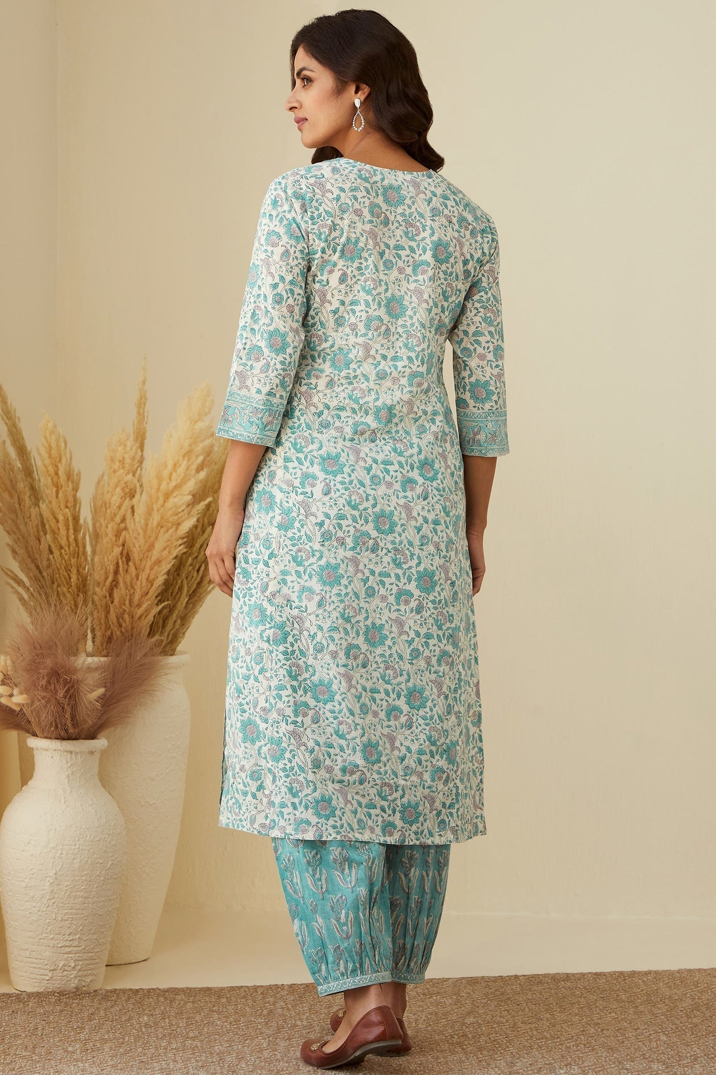 Gauhar Zaina Kurta