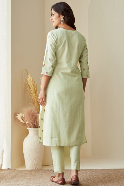 Nazm Shirin Kurta
